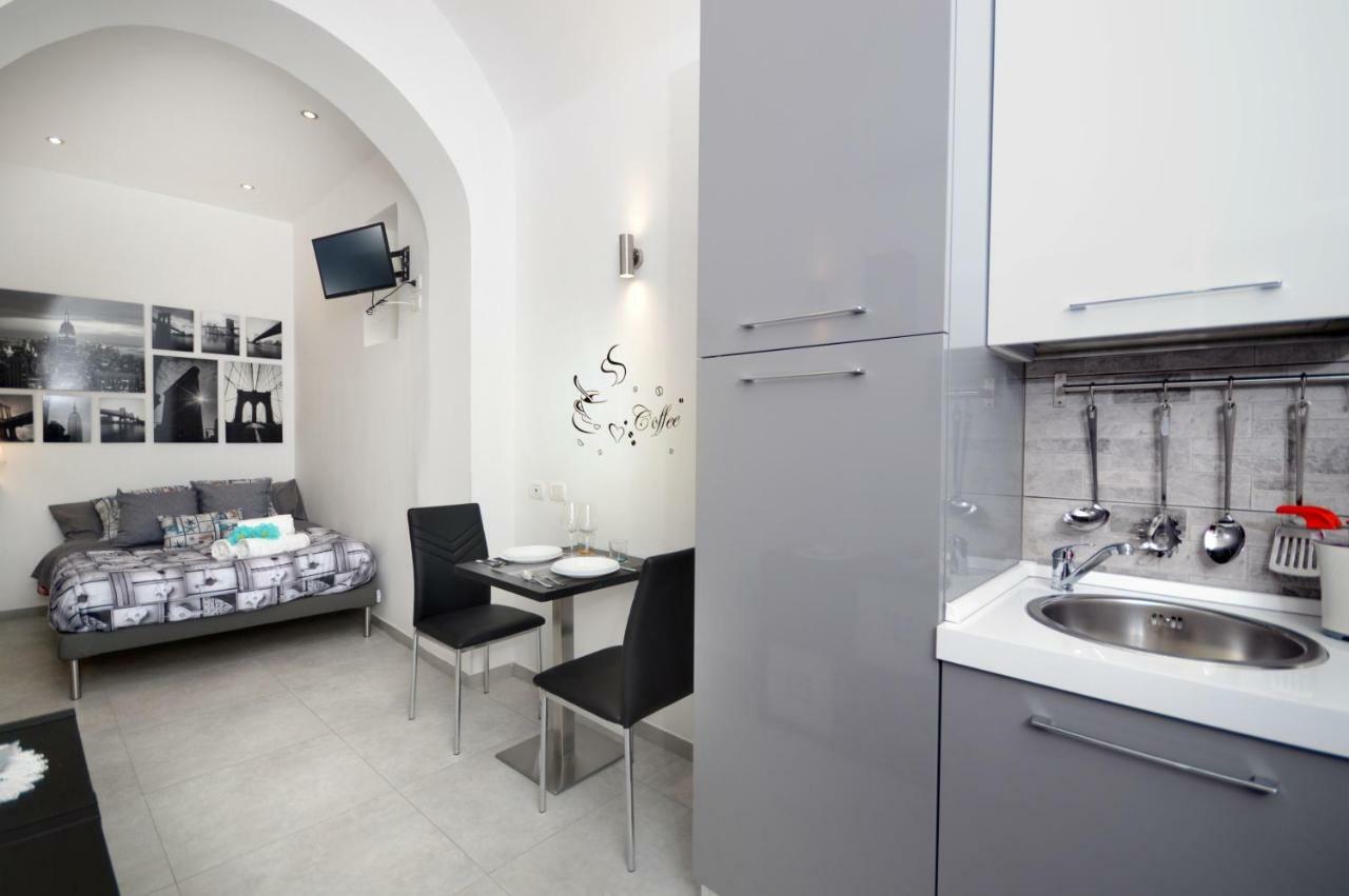 Alexandra Exclusive Apartment Νάπολη Εξωτερικό φωτογραφία